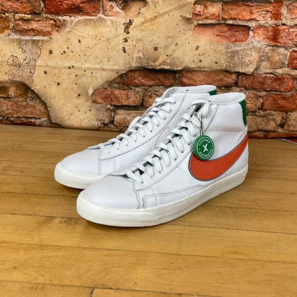 Nike Blazer Mid 'Stranger Things Hawkins High School' Size 13 - Picture 7 of 12